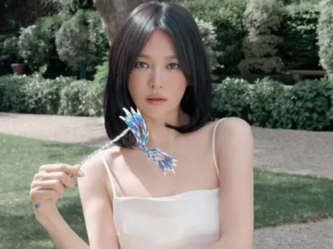 Kiểu tóc ngắn giúp Song Hye Kyo "hack tuổi"
