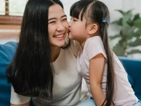 Con cái lớn lên nghèo khổ hay giàu có, nhìn vào người mẹ là biết: Đọc bài này, bạn sẽ hiểu ngay!