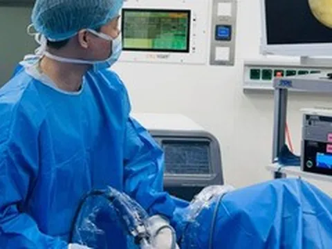Cơn đau lưng dữ dội giúp người phụ nữ bán bánh mì phát hiện thận sắp hỏng