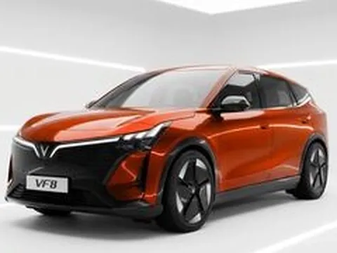 Chuyên gia nói về VinFast VF 8: 'VinFast đang làm ra chiếc xe người dùng muốn'