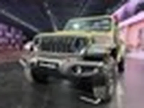 Jeep Wrangler 2026 đầu tiên về Việt Nam, giảm gần 900 triệu đồng so với bản cũ