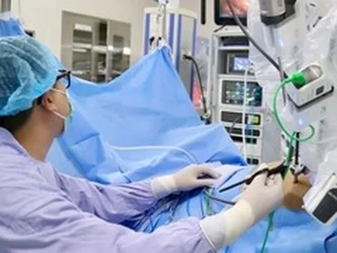 Tưởng bị trĩ, đi khám phát hiện ung thư trực tràng