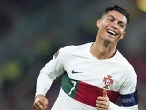 Cầu thủ lớn tuổi nhất World Cup 2026: Ronaldo 41 tuổi vẫn trẻ hơn 1 người