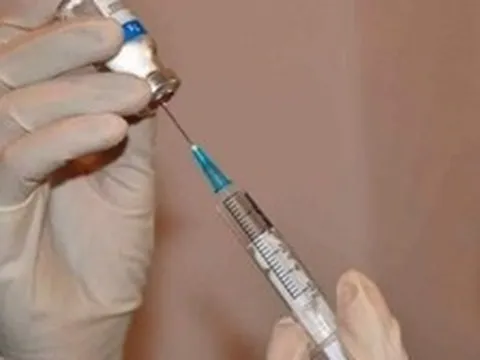 Amivantamab là gì, dùng cho nhóm bệnh ung thư nào?