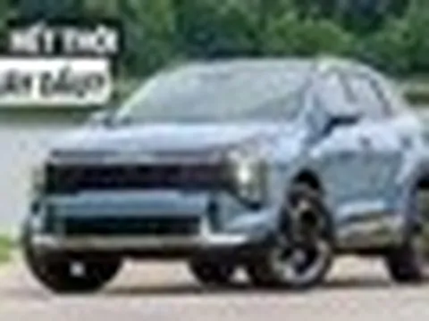 Rộ tin Kia Sportage 2026 tại Việt Nam thêm hybrid, bỏ máy dầu, hãng liên tục nhá hàng nội, ngoại thất mới trước ngày ra mắt