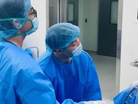 Trì hoãn điều trị sỏi vì sợ mổ, người phụ nữ suýt hỏng cả quả thận