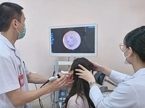 Từ không vay nổi 200 nghìn đến hành trình trở lại của nữ phiên dịch mất thính lực