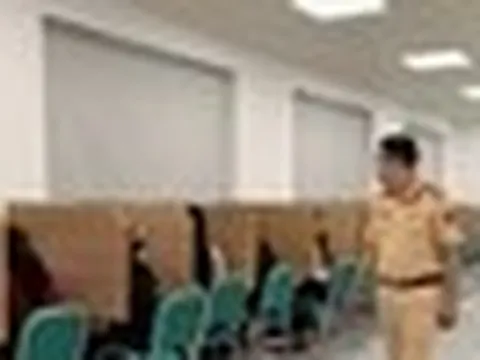 Đề xuất tăng gần 2 lần số lượng câu hỏi lý thuyết trong sát hạch lái xe