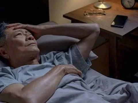 U70 phải trông 2 đứa cháu nghỉ hè, tôi định đòi các con trả tiền công cao