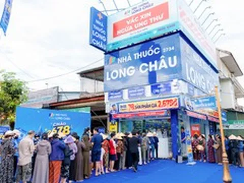 Chạm mốc 2.678 nhà thuốc, Long Châu đưa y tế chất lượng chăm sóc triệu gia đình