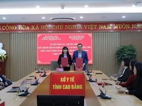 Cú bắt tay chiến lược mở đường cho mô hình y học cổ truyền thời công nghệ
