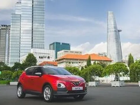 Hậu mãi 'chuẩn VinFast' khiến chủ xe bất ngờ: Nhanh, tận tâm và rất cầu thị