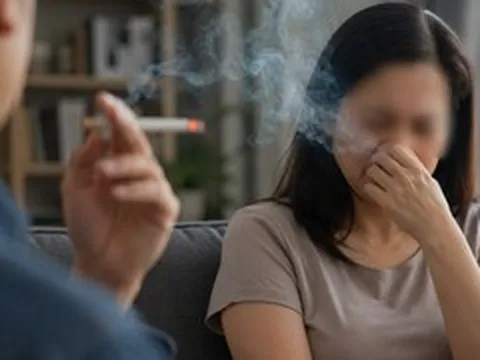 Vợ ung thư phổi di căn, chồng day dứt vì thói quen hút thuốc suốt 30 năm