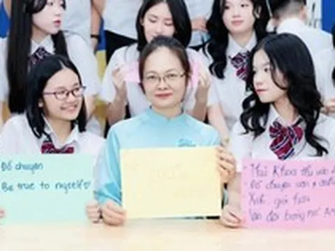 Lớp học Hà Nội lập kỳ tích: Cùng lúc có 4 thủ khoa, gần 93% đỗ trường chuyên