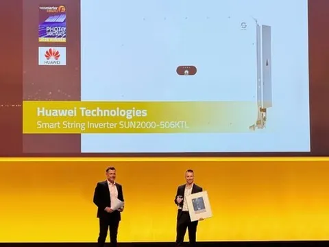 Biến tần chuỗi thông minh 506 kW của Huawei giành giải Smarter E AWARD tại Intersolar Europe 2026