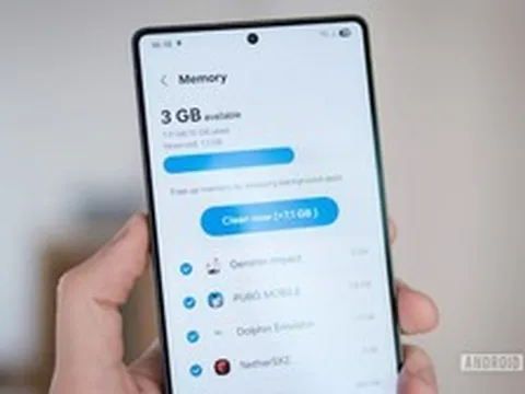 Từ giờ trở đi, tôi sẽ không còn "dại khờ" mua điện thoại Android chỉ có 8GB RAM nữa