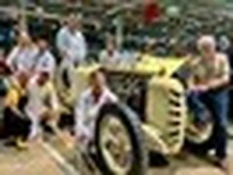 Xe đua dùng động cơ máy bay chạy gần 290 km/h từ năm 1922