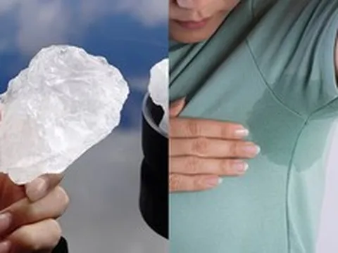 Cách khử mùi hôi nách trên áo bằng phèn chua