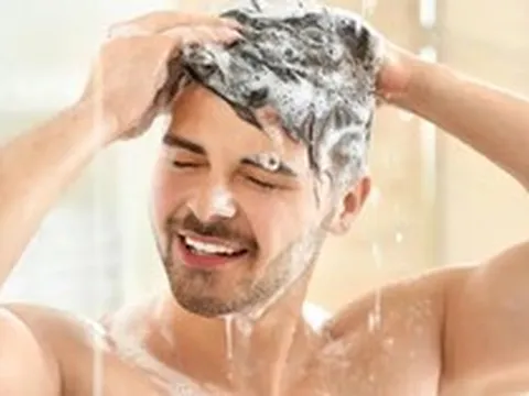 2 khu vực mà đàn ông cần lưu ý khi tắm, đừng vội đổ mọi dấu hiệu bất thường cho "thận yếu"