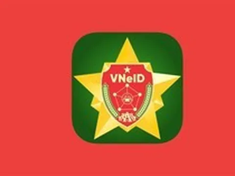 Người dân kiểm tra ngay VNeID trước 20/8