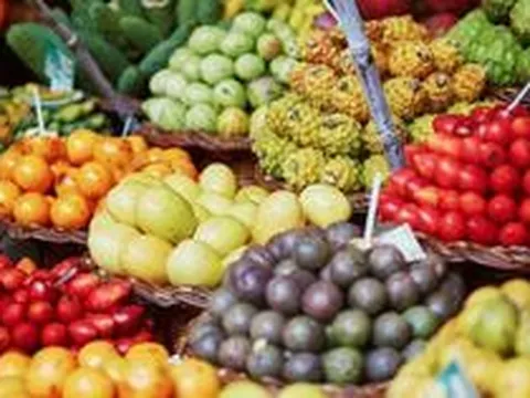 Chủ hàng hoa quả lâu năm nói thẳng: 4 loại quả này rẻ mấy cũng đừng mua, đến người bán còn ngại ăn