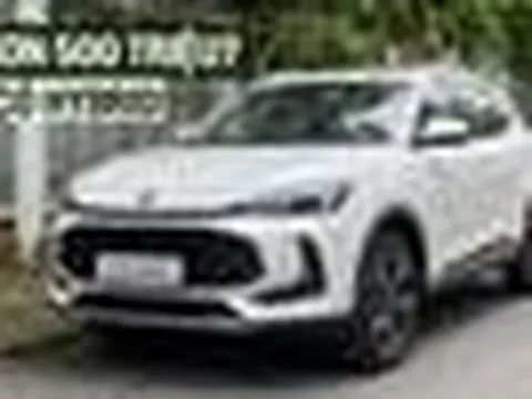 MG ZS 2026 đã về Việt Nam, dễ ra mắt tháng sau: Giá tạm tính dưới 600 triệu đồng, thiết kế mới long lanh hơn, có hybrid, ADAS cạnh tranh Xforce, Seltos