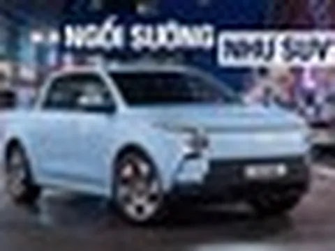 Ford đem loạt bán tải điện ‘giá rẻ’ mới chạy công khai trên đường: Gương nhỏ, cánh gió lớn, không gian ngồi rộng hơn cả Toyota RAV4