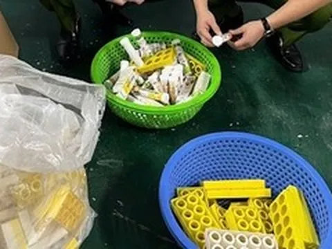 Viên sủi giả hàm lượng natri benzoat vượt ngưỡng 33 lần: Lỡ uống rồi cần làm gì?