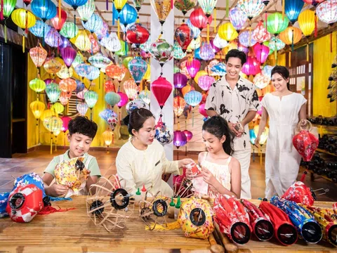 8x, 9x rủ nhau tìm về trung thu tuổi thơ tại 8WONDER Moon Festival